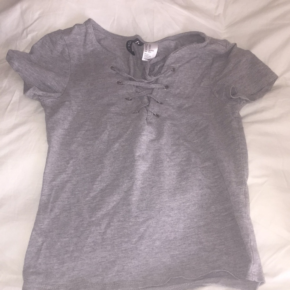 Shirt thats stretchy